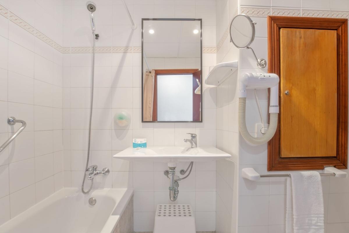 Bluesea Piscis - Adults Only Hotel Port de Alcudia  Exterior photo