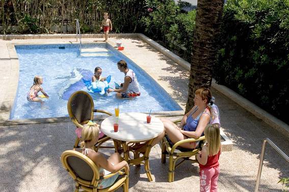 Bluesea Piscis - Adults Only Hotel Port de Alcudia  Exterior photo